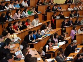 Legea care crește ponderea stagiilor de practică universitare la 75% a trecut de Senat