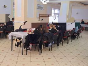 Ministerul Educației: Programul «Masă sănătoasă» continuă fără restricții