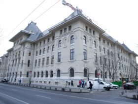 Ce salarii încasează angajații Primăriei Capitalei. Stelian Bujduveanu: „Sunt cele mai mari din administraţia publică locală”