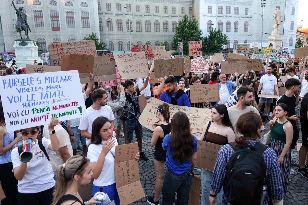 Studenții pregătesc un nou protest față de măsurile de austeritate ale guvernului Bolojan: „Ne-am săturat să nu fim consultați”