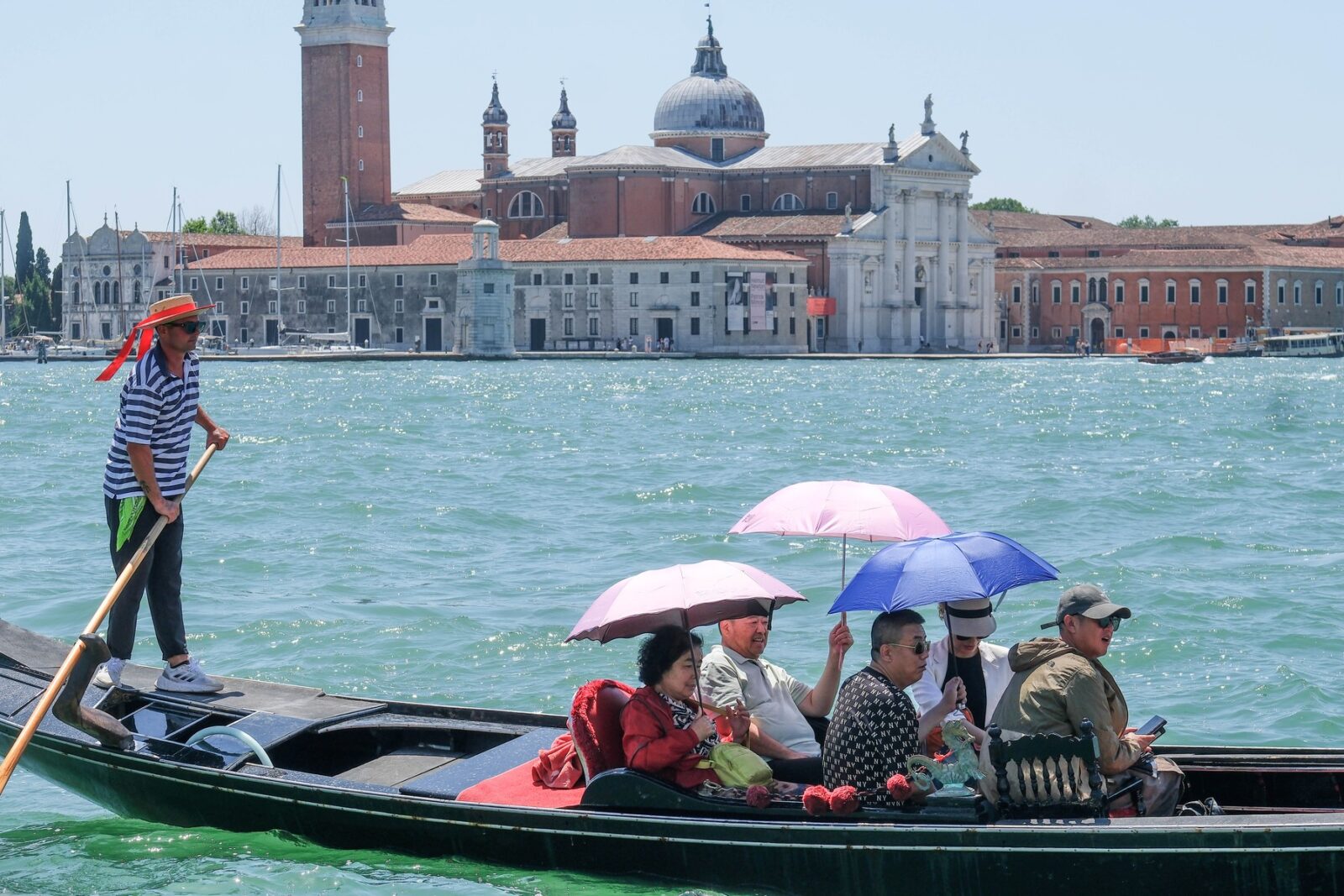 Veneția va reintroduce taxa turistică din 2026
