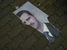 Bashar al-Assad, dat în urmărire prin Interpol. Siria a emis un mandat de arestare pe numele fostului președinte, acuzat de crime și tortură