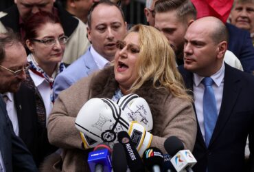 Diana Șoșoacă îl critică pe Călin Georgescu: „Nu ți-e rușine să-ți bați joc de oamenii care te-au votat și te-au ajutat?”