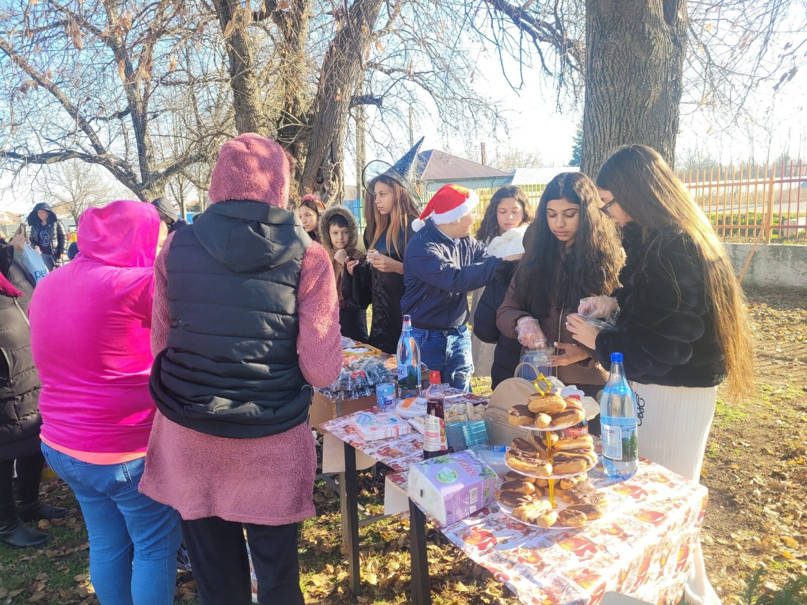 “Săptămâna Altfel”, între activități educative și adâncirea inechităților sociale. Secretar de stat: “Nu poți să strângi bani de la părinți ca să organizezi activități”
