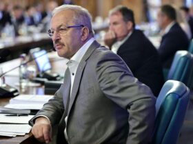 Vasile Dîncu: „Judecătorii CCR au acționat politic, au vrut să nu creeze o criză”. Ce spune despre rolul PSD în decizia privind pensiile magistraților Vasile Dîncu: „Judecătorii CCR au acționat politic, au vrut să nu creeze o criză”. Ce spune despre rolul PSD în decizia privind pensiile magistraților