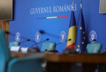 USR cere explicații privind bonusurile consistente acordate de ANRE, ASF și ANCOM. Noile organigrame și reducerile salariale, în dezbatere