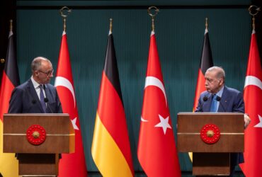 VIDEO Erdogan, către Merz, în mijlocul unei conferințe de presă: „Voi, Germania, nu vedeți genocidul Israelului din Fâșia Gaza?” VIDEO Erdogan, către Merz, în mijlocul unei conferințe de presă: „Voi, Germania, nu vedeți genocidul Israelului din Fâșia Gaza?”