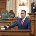 Vicepremierul Tanczos Barna, invitat la Interviurile Adevărul. Reforma administrației și situația economică, printre temele abordate