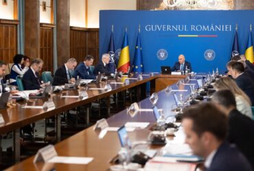 Ședință extraordinară pentru marile reforme: Guvernul adoptă la pachet OUG-urile pentru administrație și economie