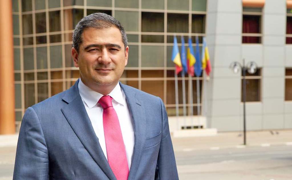 Portret de candidat. Dan Cristian Popescu, candidatul independent cu biografie politică bogată și studii în Rusia Portret de candidat. Dan Cristian Popescu, candidatul independent cu biografie politică bogată și studii în Rusia