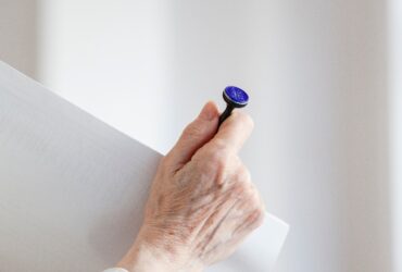 Alegerea primarilor în două tururi revine pe agenda publică. Mizele schimbării și blocajele politice