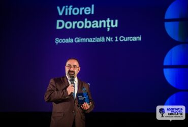 Elevii dați afară din clasă, o practică interzisă care persistă. Ce soluții au profesorii pentru ore fără haos