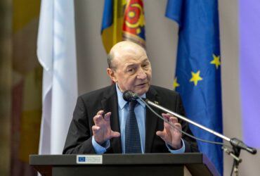 SUA nu și-au atins obiectivele în Orientul Mijlociu. Băsescu analizează redeschiderea Strâmtorii Ormuz, care rămâne „extrem de dificilă”