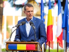 „O greșeală care mă jenează”. Controversele legate de diploma lui Ionuț Moșteanu. Cum răspunde ministrul Apărării acuzațiilor incomode