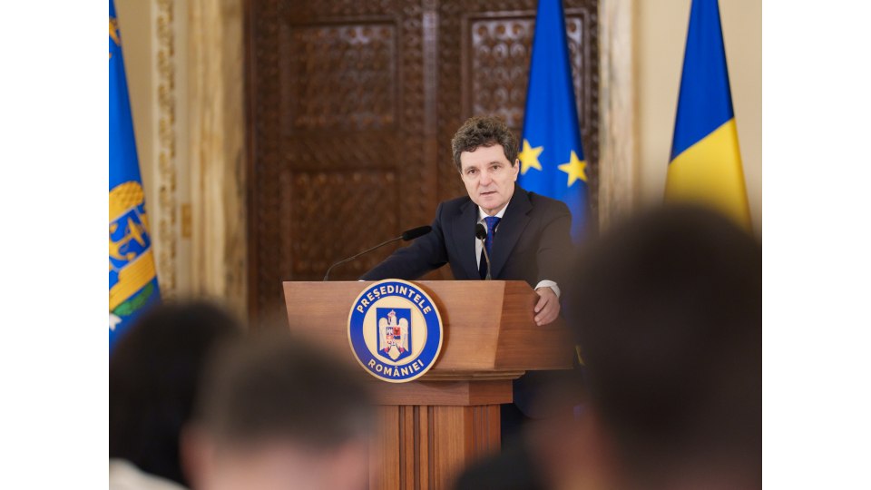 Nicuşor Dan a promulgat o lege pentru transparența parlamentarilor: întâlnirile pe care trebuie să le raporteze cu 48 de ore înainte Nicuşor Dan a promulgat o lege pentru transparența parlamentarilor: întâlnirile pe care trebuie să le raporteze cu 48 de ore înainte