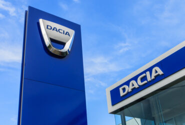 ULTIMA ORĂ FOTO Imagini-spion cu viitorul model Dacia C-Neo dezvăluie și mai bine forma caroseriei