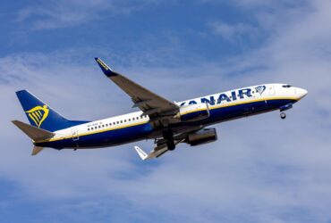 Una dintre companiile aviatice cele mai folosite de către români a primit o amendă uriașă. „O vom contesta, e viciată juridic”