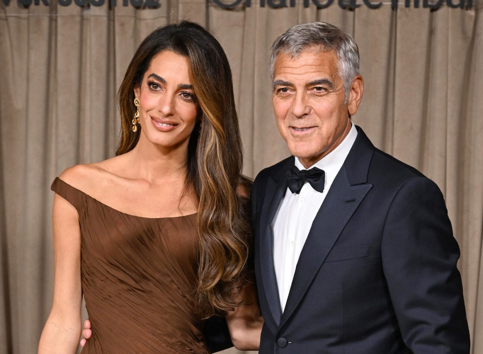 George Clooney, soția și copiii săi au obținut cetățenia franceză