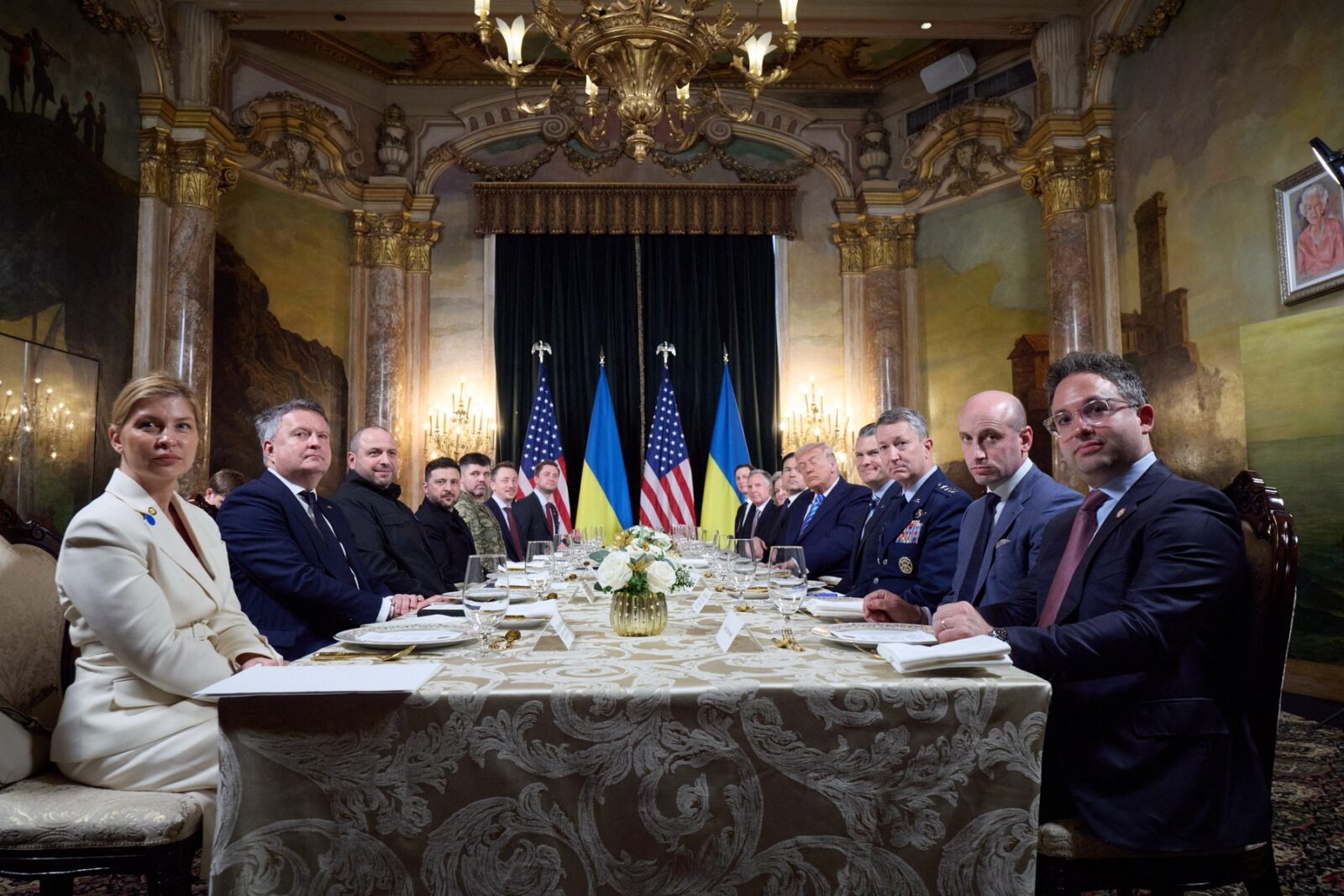 Reacțiile liderilor europeni după negocierile de pace dintre Donald Trump și Volodimir Zelenski din Florida Reacțiile liderilor europeni după negocierile de pace dintre Donald Trump și Volodimir Zelenski din Florida