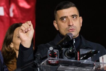 George Simion îndeamnă din nou la proteste: „Nu mai comentați online, ieșiți în stradă!”
