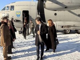 Nicușor Dan vrea avion prezidențial, după ce aeronava Spartan a rămas blocată din cauza zăpezii. Președintele nu pleacă nici miercuri din capitala Franței