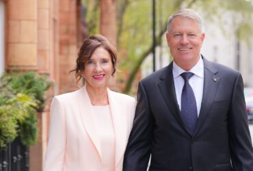 Soții Iohannis, somați de Primăria Sibiu să își plătească taxele și impozitele. Cei doi sunt pe lista restanțierilor la bugetul local
