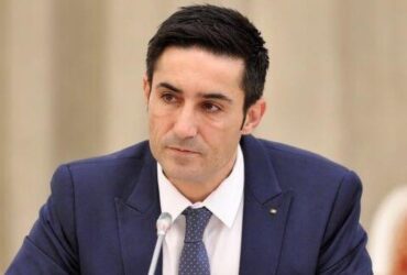 Liderul PSD Claudiu Manda, metaforă la adresa premierului Ilie Bolojan: „Poate vine momentul să schimbăm lăutarul”