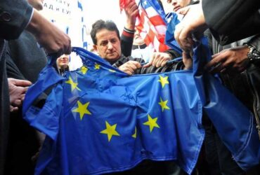 „Nu suntem la masă, suntem în meniu” – Ce vor, de fapt, românii de la UE?
