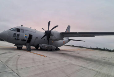 Nicușor Dan, blocat peste noapte în Paris. De ce nu poate ajunge în țară avionul militar Spartan cu care a zburat în Franța
