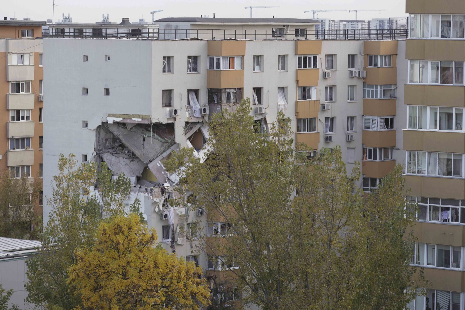 Proprietarii apartamentelor din blocul din Rahova afectat de explozia din octombrie, scutiți de taxe și impozite în 2026. Anunțul primarului