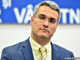 Dragoș Pîslaru, atac la adresa PSD: „Asta înseamnă să fii cu partea dorsală în două luntri”. Miniștrii social-democrați pe care îi laudă Dragoș Pîslaru, atac la adresa PSD: „Asta înseamnă să fii cu partea dorsală în două luntri”. Miniștrii social-democrați pe care îi laudă