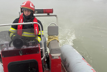 Un marinar care naviga pe o barjă pe Dunăre a fost dat dispărut de colegi. Operațiune amplă de salvare Un marinar care naviga pe o barjă pe Dunăre a fost dat dispărut de colegi. Operațiune amplă de salvare