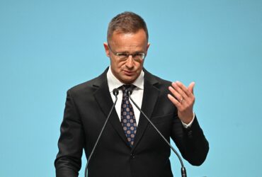 Ungaria anunță că blochează împrumutul UE de 90 de miliarde de euro pentru Ucraina până la reluarea livrărilor de petrol prin conducta Drujba: „Nu vom ceda acestui șantaj” Ungaria anunță că blochează împrumutul UE de 90 de miliarde de euro pentru Ucraina până la reluarea livrărilor de petrol prin conducta Drujba: „Nu vom ceda acestui șantaj”