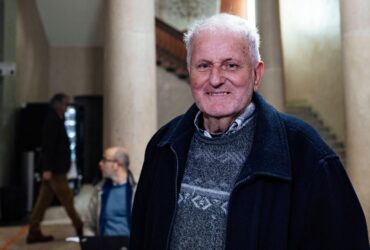 Pedeapsa primită de pensionarul care i-a spart un ou în cap liderului extremei drepte franceze Pedeapsa primită de pensionarul care i-a spart un ou în cap liderului extremei drepte franceze