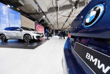 Românii au cumpărat anul trecut un număr record de mașini BMW Românii au cumpărat anul trecut un număr record de mașini BMW