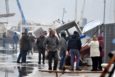 Îngrijorări că sute de persoane s-au înecat în Marea Mediterană în timpul trecerii ciclonului „Harry”