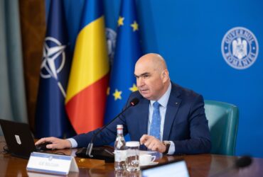 Bolojan, iritat pe jurnaliști după ce s-a lansat informația că are la mână un ceas de 200.000 de euro. „Nu mai colportați! Aveți bun simț”. Cât costă de fapt ceasul