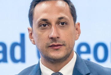 Schimb dur de replici între foști colegi din USR. Cristian Ghinea îl atacă pe Vlad Gheorghe: „E un ticălos și o sculă a sistemului”