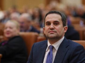 Neconcordanțe în CV-ul unui ministru din Guvernul Bolojan: „Nu am pretins niciodată că aș fi absolvit instituția respectivă”
