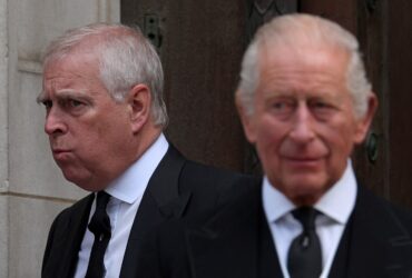 Guvernul britanic ia în considerare excluderea lui Andrew din linia de succesiune la tron Guvernul britanic ia în considerare excluderea lui Andrew din linia de succesiune la tron