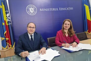 Profesorii ar putea primi cu 50% mai mult la plata cu ora, din toamnă. Ministrul Educației caută soluții