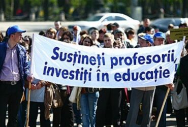 Sindicatele din Educaţie acuză presiuni asupra profesorilor pentru a participa la simularea examenelor naţionale