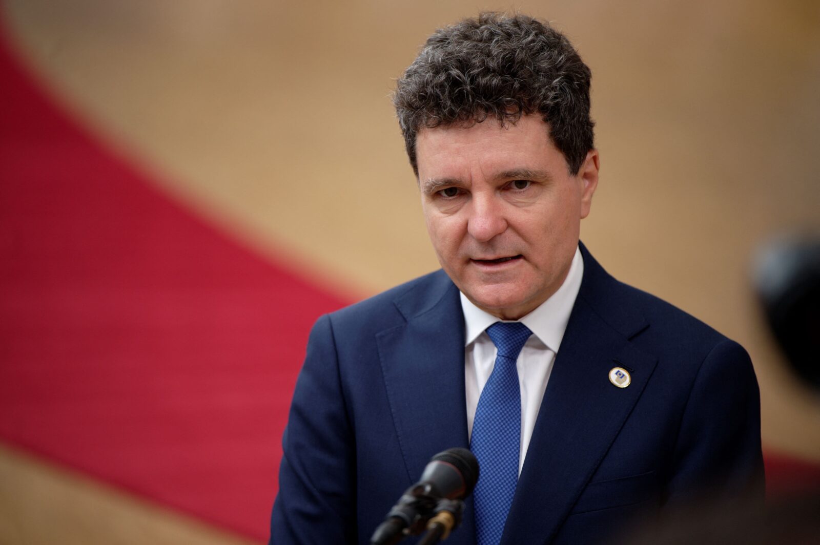 Nicușor Dan critică blocajul Ungariei privind sprijinul pentru Ucraina: „E inacceptabil”