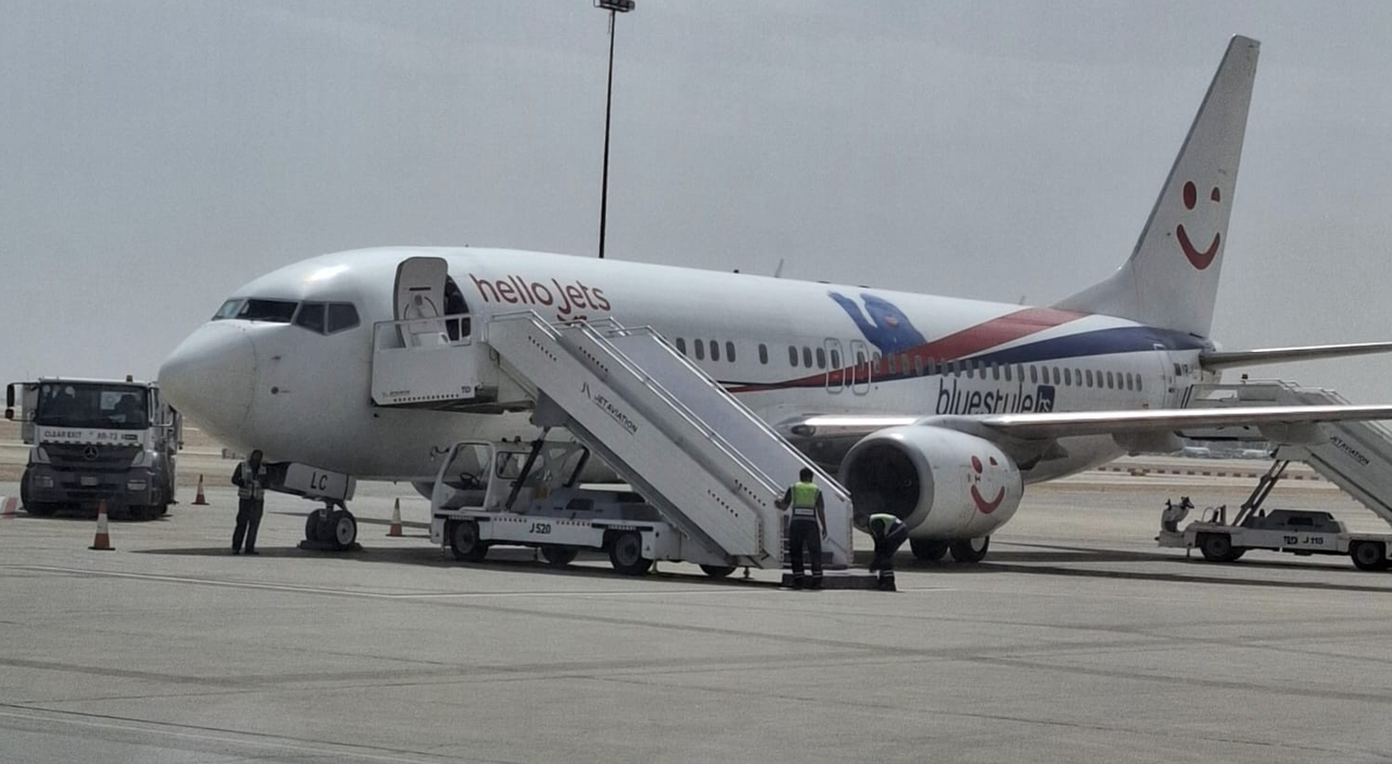 MAE: O aeronavă cu 183 de români repatriați va ateriza în curând la București. Numărul celor întorși în țară depășește 1.500