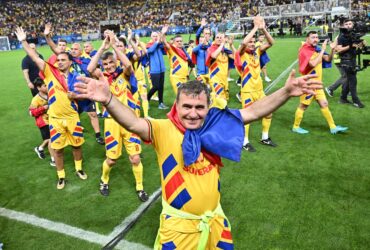 VIDEO „Hai, România!”. Filmul Generației de Aur, difuzat înainte de barajul cu Turcia pe un alt post decât meciul VIDEO „Hai, România!”. Filmul Generației de Aur, difuzat înainte de barajul cu Turcia pe un alt post decât meciul