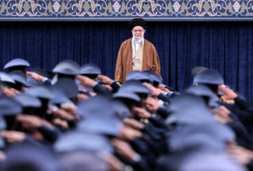 „Liderul suprem al Iranului a ajuns la martiriu”. Cum a anunțat presa din Iran moartea lui Ali Khamenei
