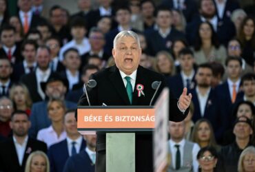 Viktor Orban, discurs anti-Bruxelles la un miting electoral: „Vor să ia și banii copiilor și nepoților noștri” Viktor Orban, discurs anti-Bruxelles la un miting electoral: „Vor să ia și banii copiilor și nepoților noștri”
