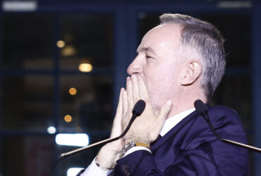 Primele rezultate de la alegerile locale din Franța: Extrema dreaptă ratează victoria în două orașe mari. Candidatul socialist câștigă la Paris Primele rezultate de la alegerile locale din Franța: Extrema dreaptă ratează victoria în două orașe mari. Candidatul socialist câștigă la Paris