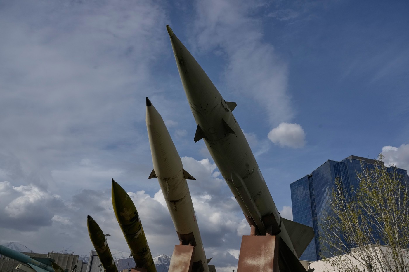 Iranul respinge oferta Pakistanului de mediere a unor negocieri de pace: „O nouă încercare de înșelătorie a SUA”
