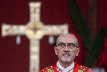 „Nu s-a mai întâmplat așa ceva în ultimele secole” la basilica Sfântului Mormânt din Ierusalim. Interziși la slujbă de poliție și rumoare la Vatican